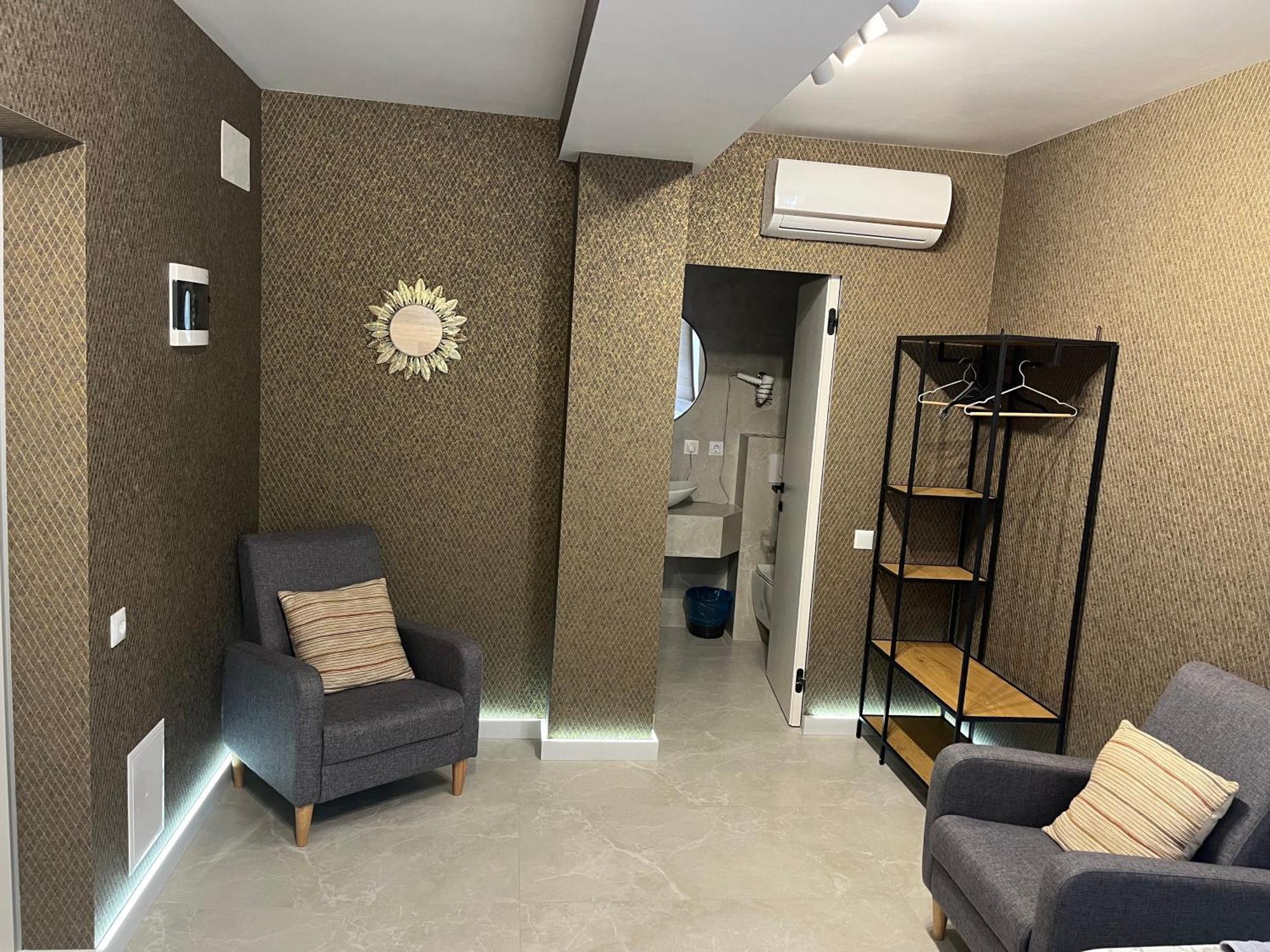 77/5 Hotel Chişinău Eksteriør billede